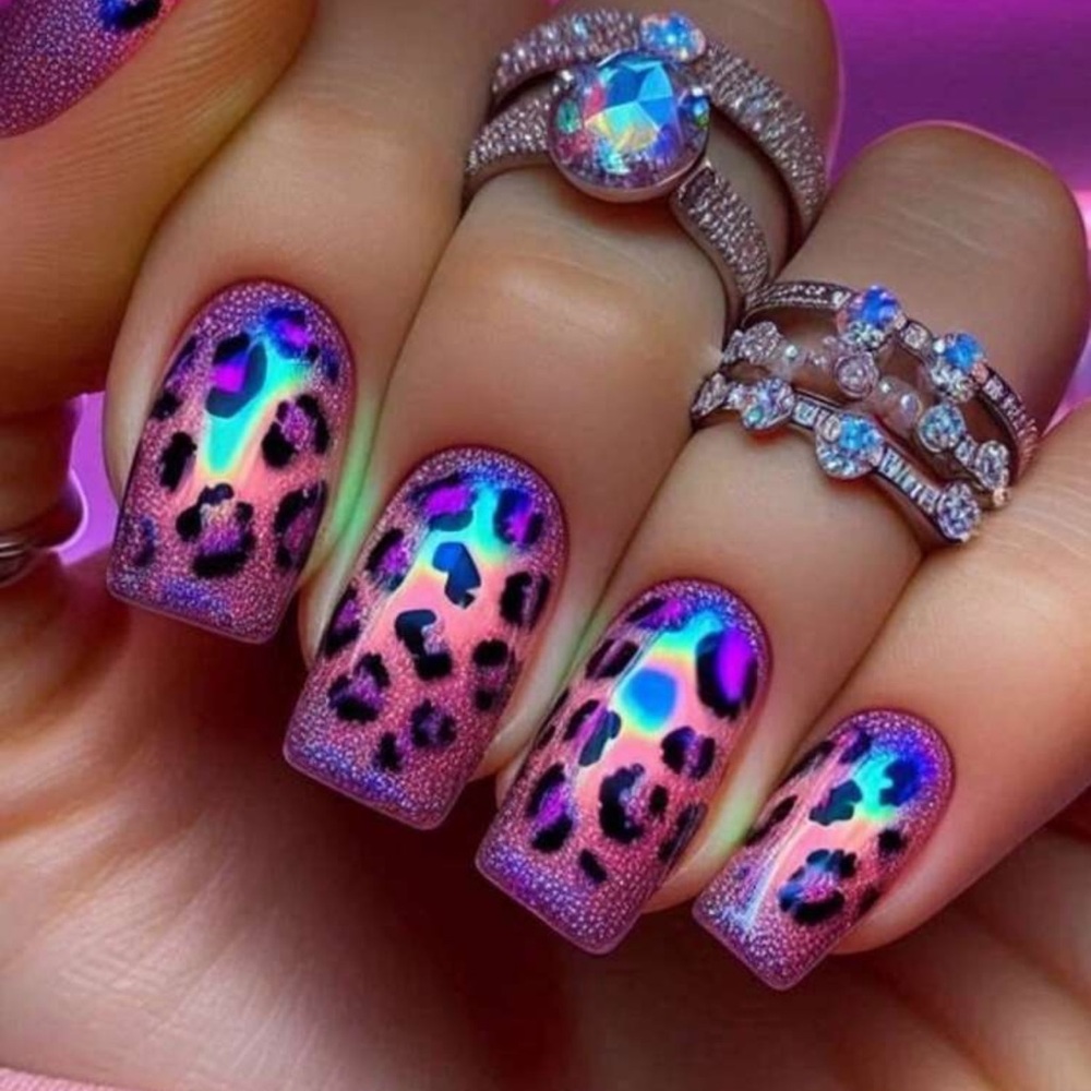 24pc Press On Nail Set from the Nail Bar 💅 - Picture 1 of 4